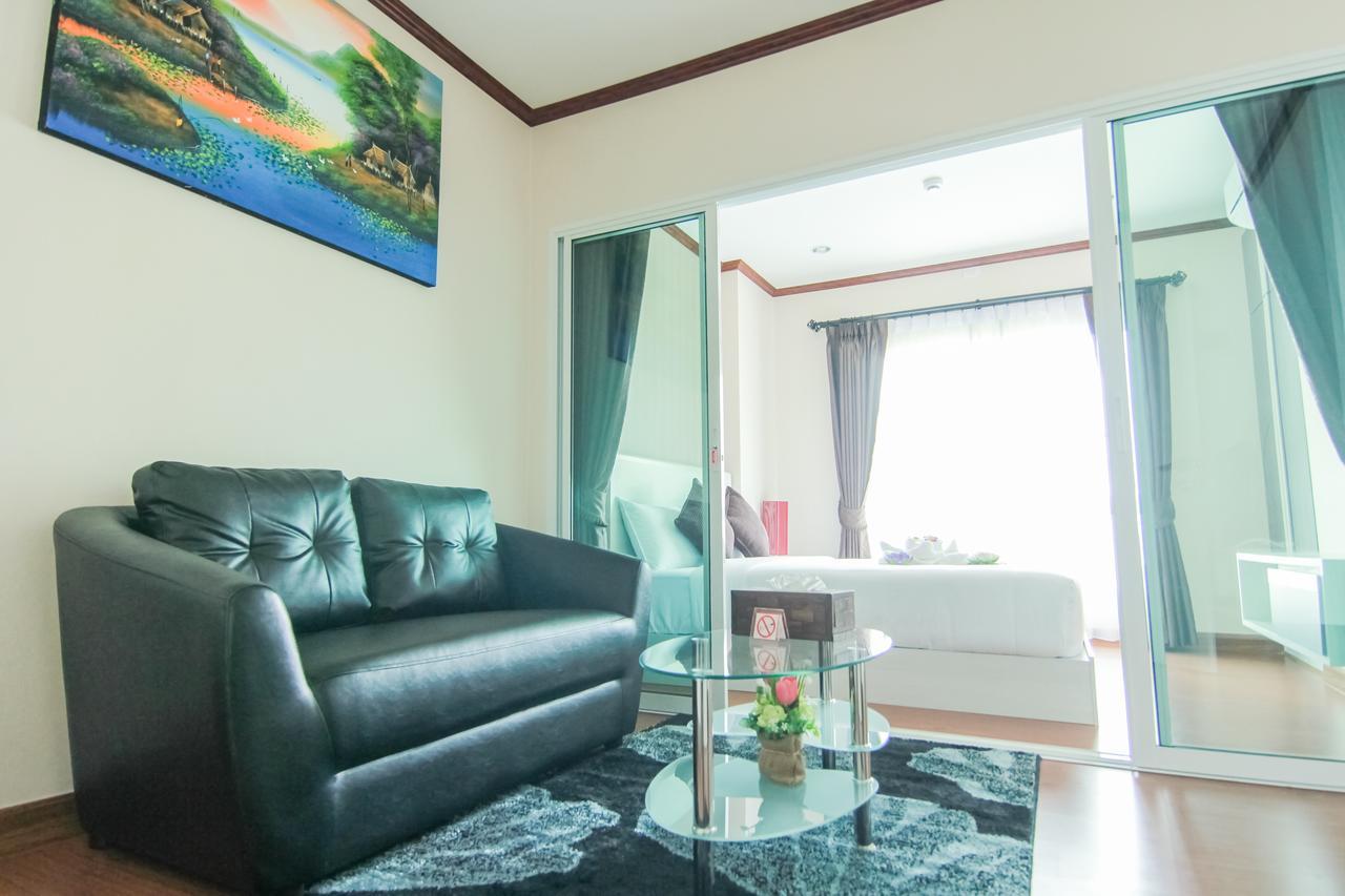 Tada Condotel Buriram Exteriör bild