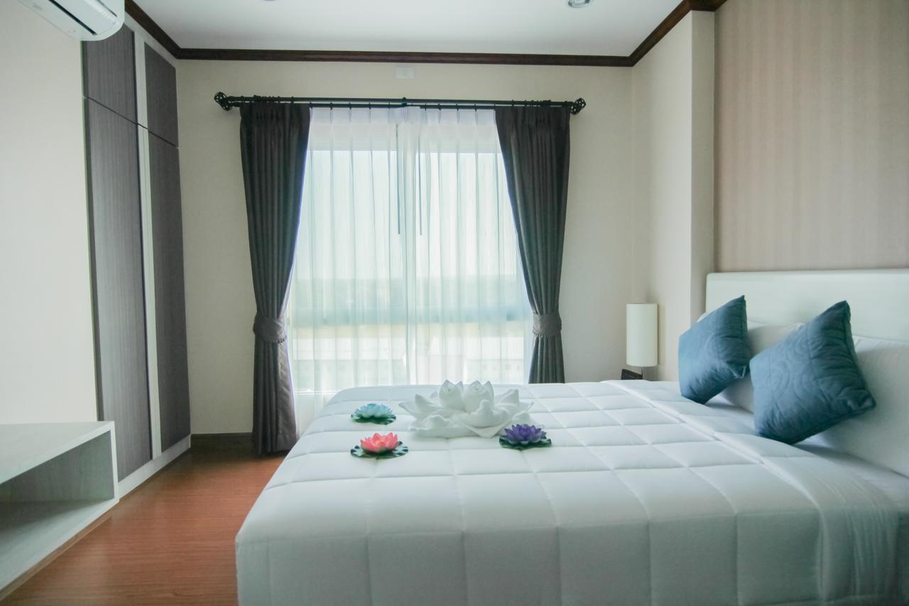 Tada Condotel Buriram Exteriör bild