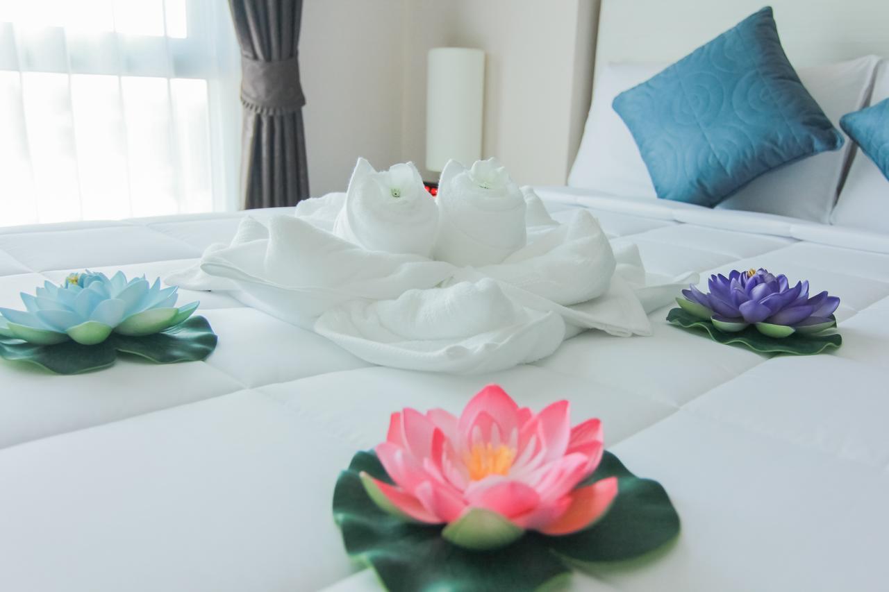 Tada Condotel Buriram Exteriör bild