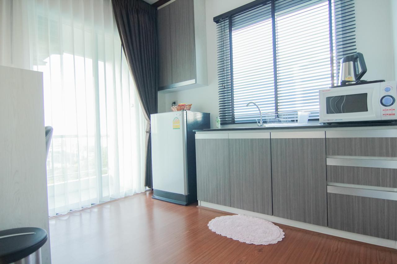 Tada Condotel Buriram Exteriör bild