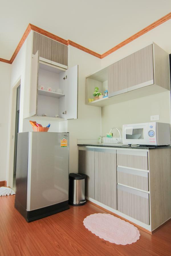 Tada Condotel Buriram Exteriör bild