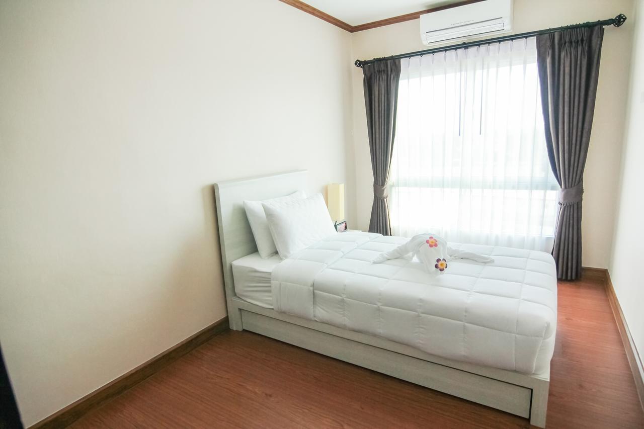 Tada Condotel Buriram Exteriör bild