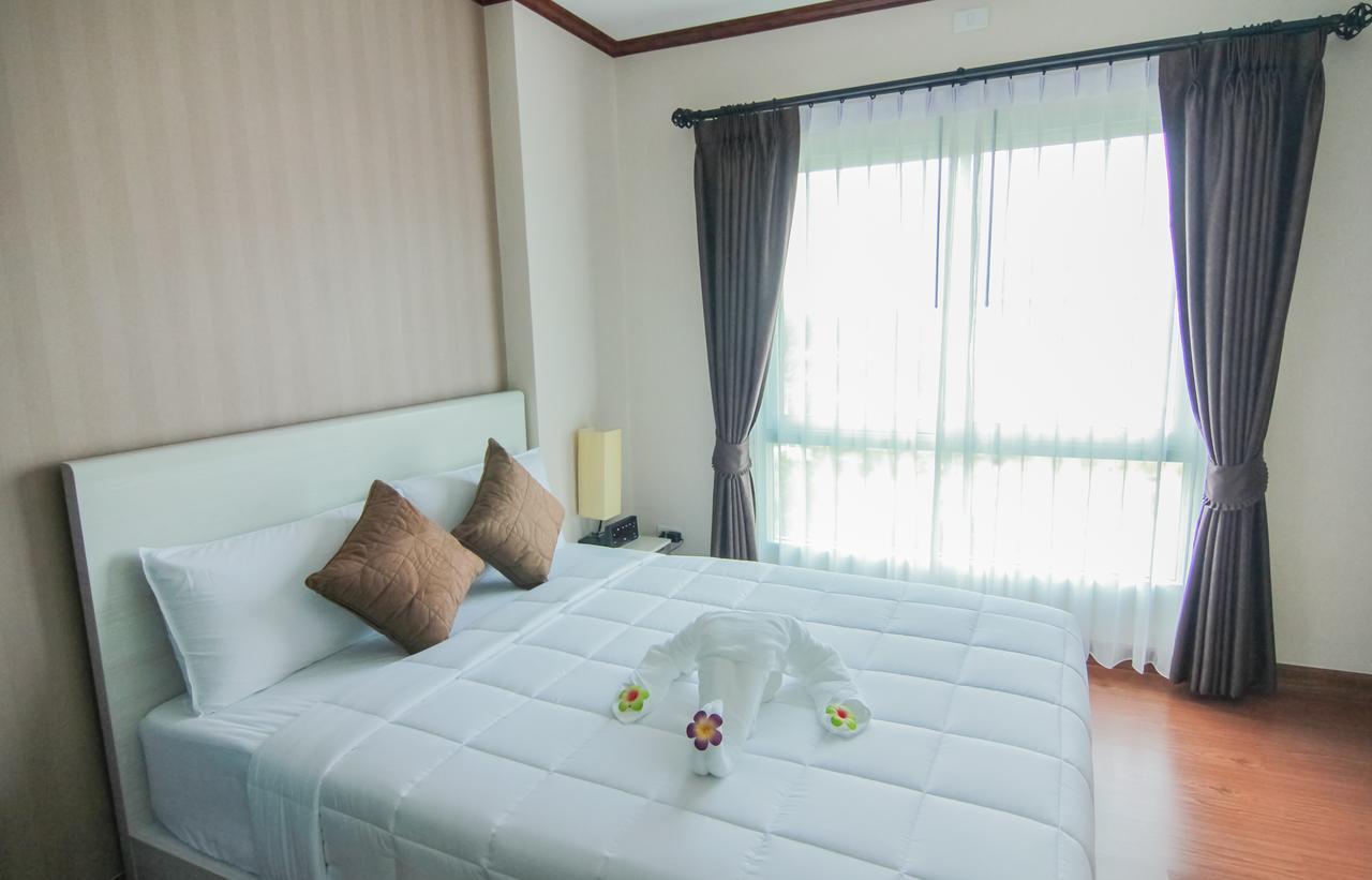 Tada Condotel Buriram Exteriör bild